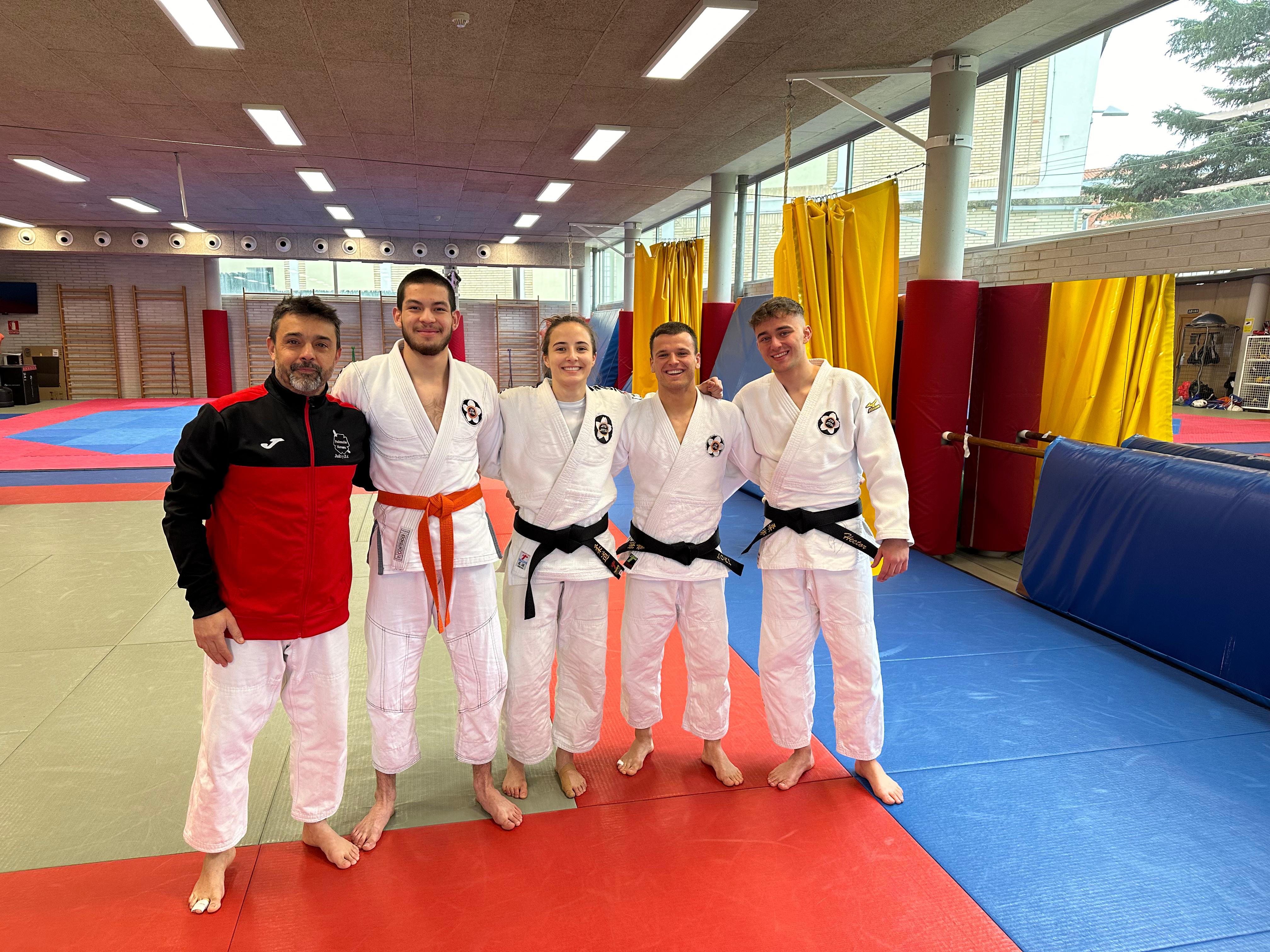 UN ORO Y UN BRONCE, PARA LOS NAVARROS EN EL CAMPEONATO DE ESPAÑA DE JIU-JITSU ABSOLUTO. MADRID 16-03-24.